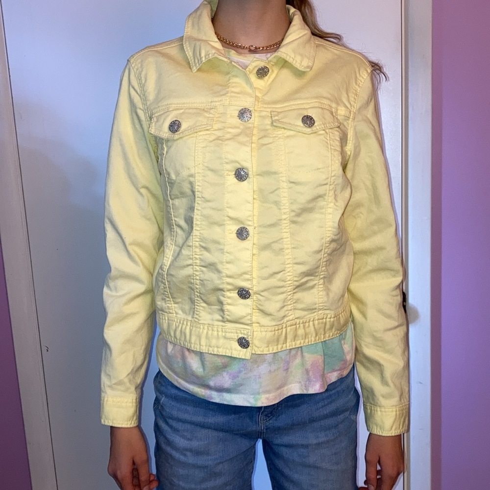 d. Jeans yellow crop jean jacket. Size S